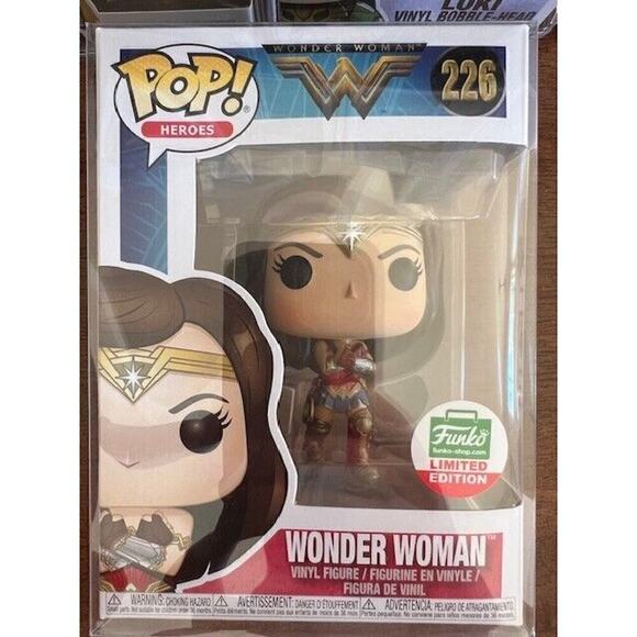 POP Movies Wonder Woman with Gauntlets Vinyl Figure #226 [12 Days of Christmas] - Picture 1 of 7